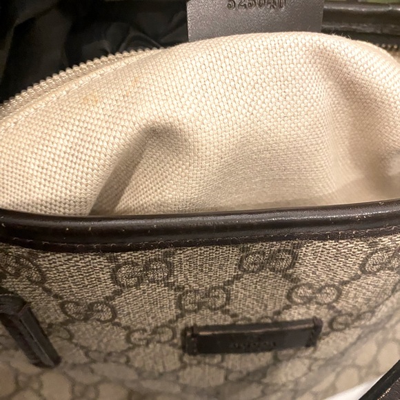 Gucci GG Supreme Canvas 2Way Tote Bag - Picture 8 of 13